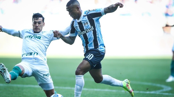 Foto: Lucas Uebel/Grêmio/Divulgação - O camisa 10 foi um dos destaques na derrota do Grêmio para o Palmeiras