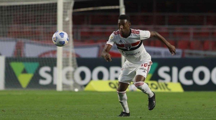 Foto: Rubens Chiri/SPFC - Léo vem se destacando pelo São Paulo.