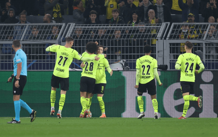 Dortmund sonha com a liderança. (Foto: Getty Images)