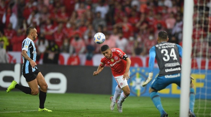 Foto: Ricardo Duarte/Internacional/Divulgação - De cabeça, Taison decidiu o Gre-Nal 434