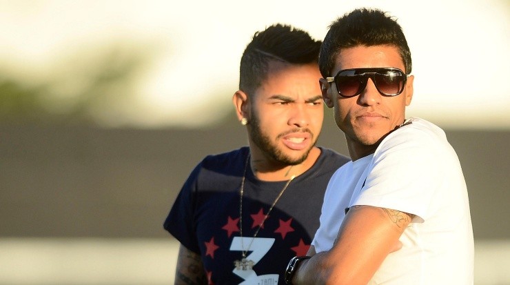 Foto: Mauro Horita/AGIF - Corinthians teria optado por Paulinho ao invés de Dentinho.