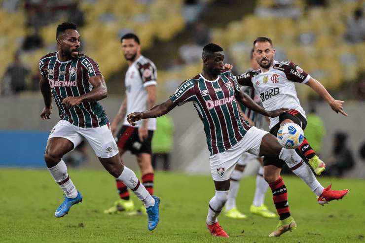 Fluminense quer uma vaga na Libertadores de 2022. (Foto: Thiago Ribeiro/AGIF) Fluminense quer uma vaga na Libertadores de 2022. (Foto: Thiago Ribeiro/AGIF)