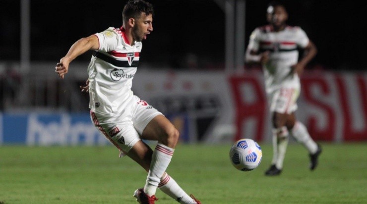 Foto: Rubens Chiri / saopaulofc.net / Divulgação - O atacante garante estar recuperado de lesão