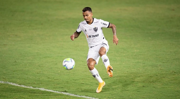 Foto: Jorge Rodrigues/AGIF - Allan é outro que deve receber propostas.