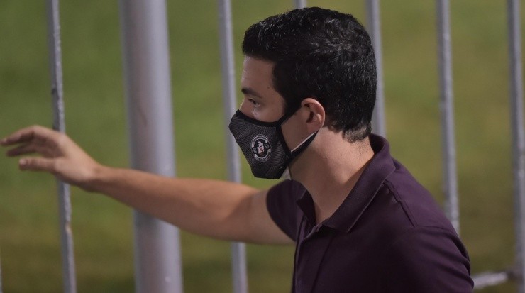 Foto: Thiago Ribeiro/AGIF - Pássaro pode pedir demissão do Vasco.