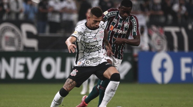 Foto: Ettore Chiereguini/AGIF - João Victor: na mira dos portugueses