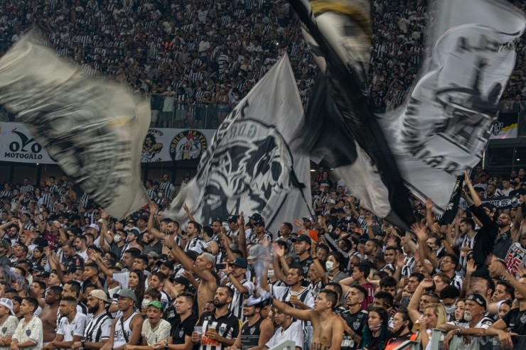 Alessandra Torres/AGIF / Torcida do Atlético Mineiro lotando o Mineirão.