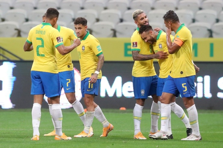 Amanda Perobelli - Pool/Getty Images - Jogadores da seleção, entre eles, Coutinho e Neymar.
