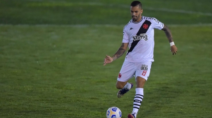 Foto: Thiago Ribeiro/AGIF - Romulo: deve ser titular contra o Remo