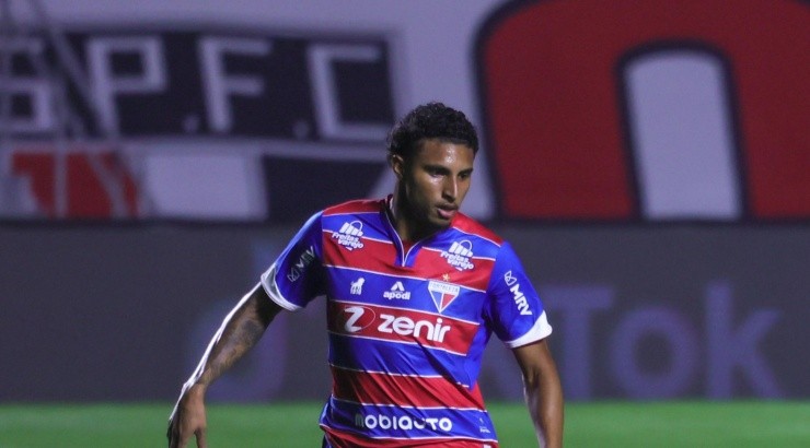 Foto: Marcello Zambrana/AGIF - Éderson é sonho de Ceni no São Paulo. Foto: Marcello Zambrana/AGIF - Éderson é sonho de Ceni no São Paulo.