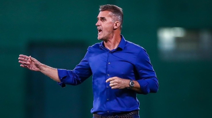 Foto: Lucas Uebel/Grêmio/Divulgação - Mancini: estuda manter o mesmo time titular Foto: Lucas Uebel/Grêmio/Divulgação - Mancini: estuda manter o mesmo time titular