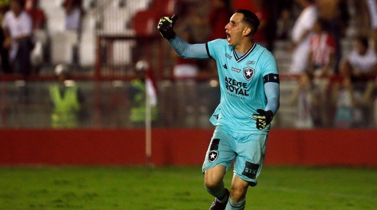 Foto: Vitor Silva/Botafogo/Divulgação - Gatito: paraguaio trabalha para retornar ao gol do Botafogo