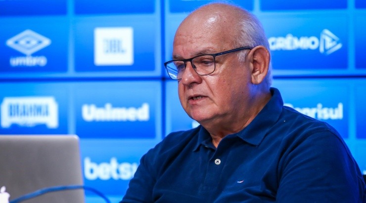 Foto: Lucas Uebel/Grêmio/Divulgação - O presidente afirmou que o clube vem sendo prejudicado no Brasileirão