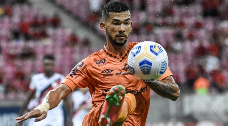 Foto: Paulo Paiva/AGIF - Gustavo está valorizado no mercado.