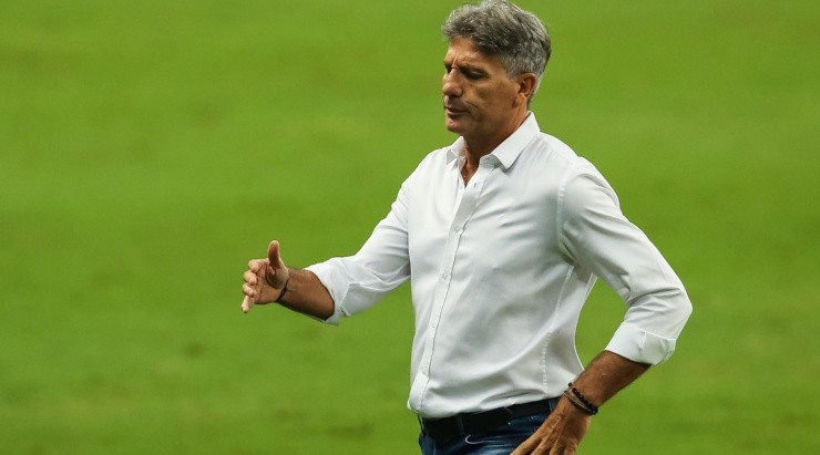 Foto: Pedro H. Tesch/AGIF - Renato Portaluppi: treinador irá mexer no time do Flamengo 