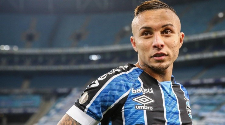 Foto: Pedro H. Tesch/AGIF - Cebolinha: se destacou com a camisa do Grêmio 