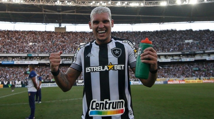 Foto: Vitor Silva/Botafogo/Divulgação - O atacante foi um dos grandes nomes da temporada do Glorioso 