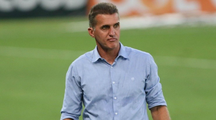 Foto: Gil Gomes/AGIF - Mancini vem tentando salvar o Grêmio do rebaixamento.