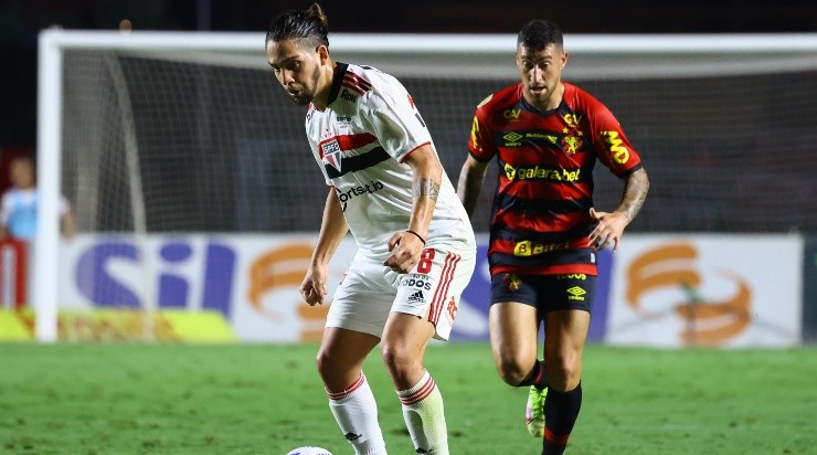 Foto: Marcello Zambrana/AGIF - Benítez: pode voltar ao time no sul