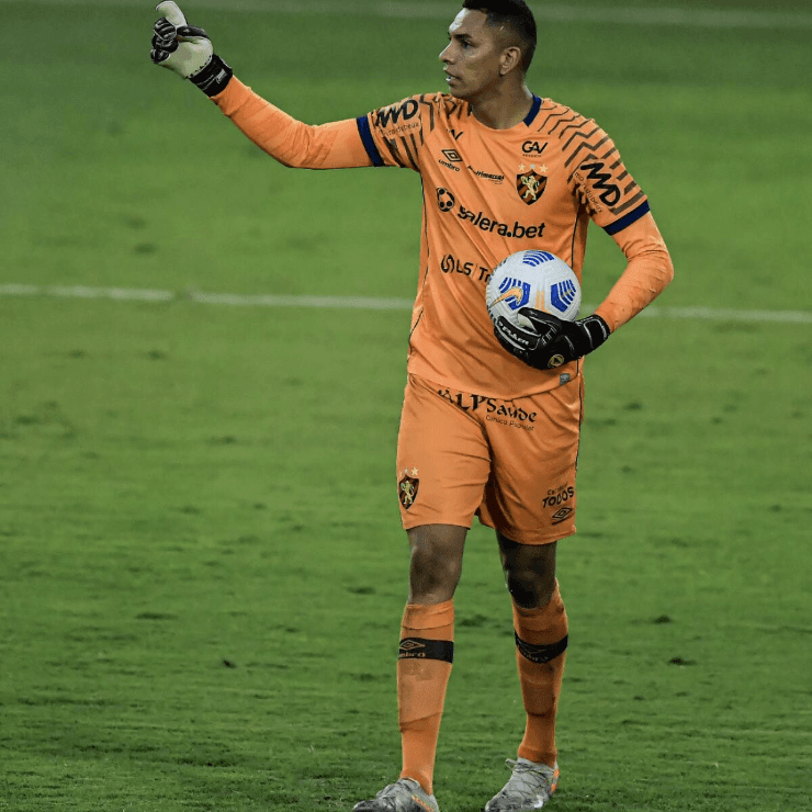Maílson foi o goleiro com mais defesas no Brasileirão (Foto: Thiago Ribeiro/AGIF)