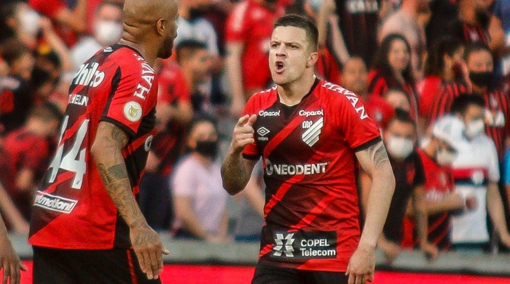 Foto: Gabriel Machado/AGIF - Kayzer: quer ser relacionado para o confronto com o Cuiabá