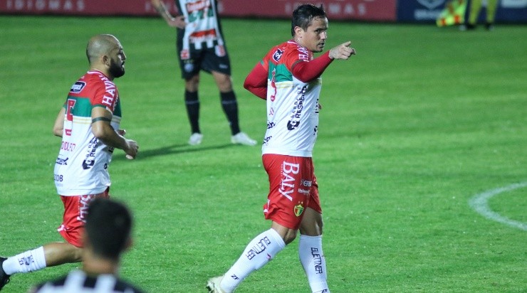 Foto: Joao Vitor Rezende Borba/AGIF - Edu: atacante se destacou no Brusque