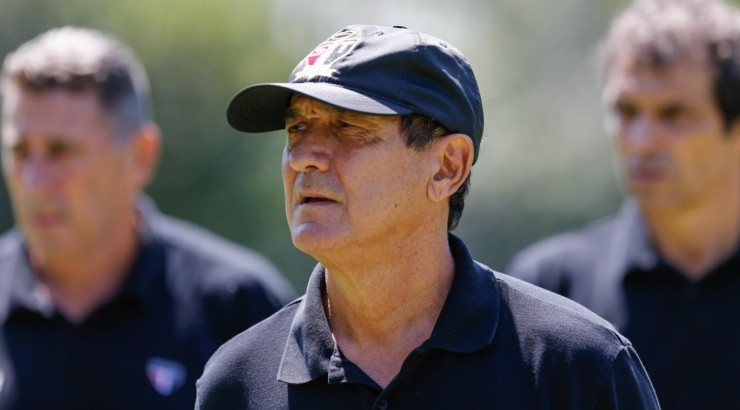 Foto Marcello Zambrana/AGIF - Muricy pode ser parceiro de Tite no Brasil pela Copa do Mundo.