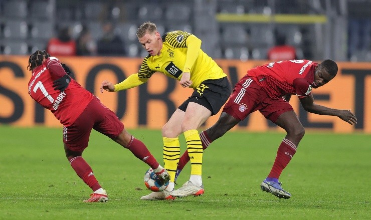 Joosep Martinson/Getty Images - Foto do clássico entre Borussia x Bayern Joosep Martinson/Getty Images - Foto do clássico entre Borussia x Bayern