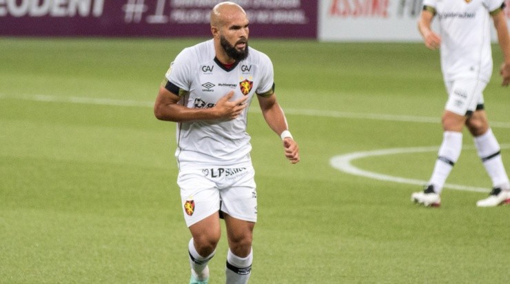 Foto: Robson Mafra/AGIF - Zé Welison: não deve seguir no Leão