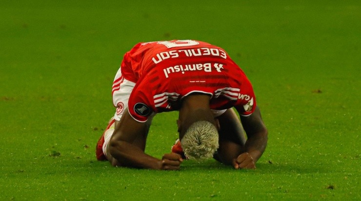 Foto: Maxi Franzoi/AGIF - Volante não aprovou o desempenho do Inter.