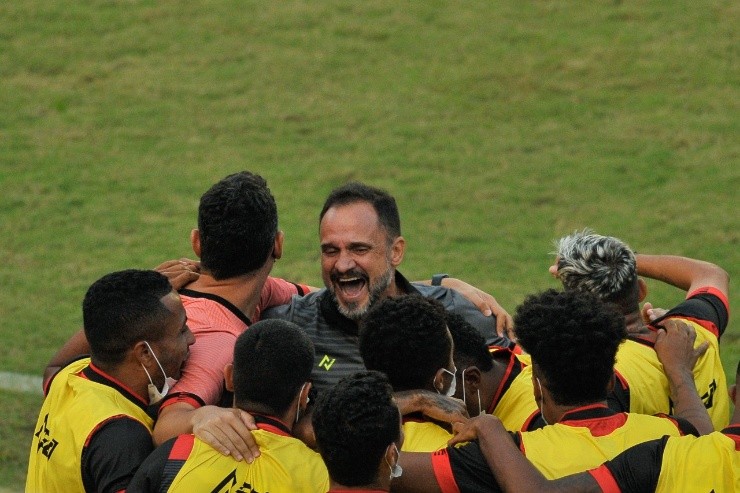 Jhony Pinho/AGIF - Vitória irá inovar para voltar a sorrir em 2022