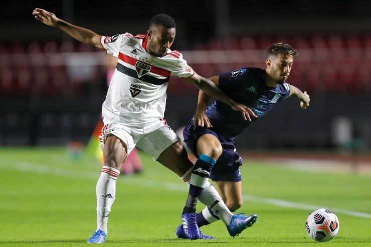 Sebastiao Moreira - Pool/Getty Images - Welington em campo pela Libertadores