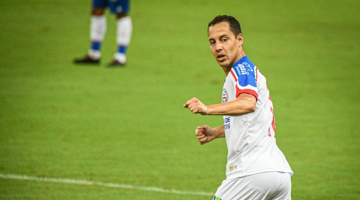 Rodriguinho pode ser jogador do Santos em 2022. Foto:Kely Pereira/AGIF