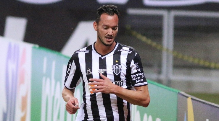 Foto: Fernando Moreno/AGIF - Zagueiro é multicampeão pelo Galo.