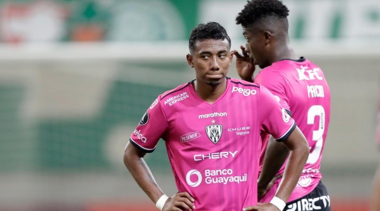 Foto: Andre Penner - Pool/Getty Images/Brasil - O Furacão já realizou duas ofertas pelo volante