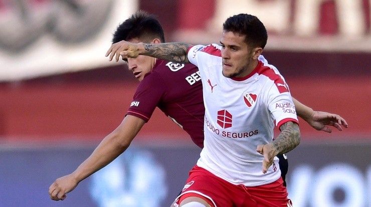 (Photo by Gustavo Garello - Pool/Getty Images) - Bustos também é desejado pelo Inter.