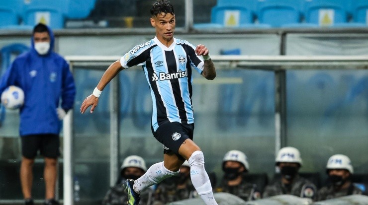 Foto: Pedro H. Tesch/AGIF - O atacante quer ficar para ajudar o Tricolor em 2022