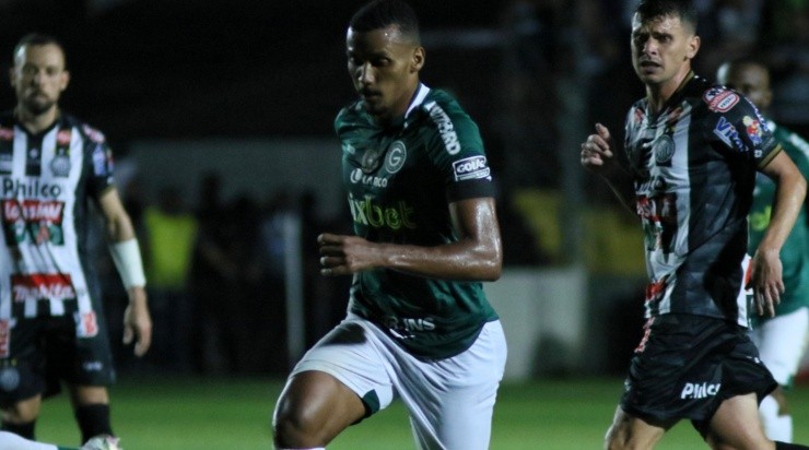 Foto: Joao Vitor Rezende Borba/AGIF - O volante defendeu o Goiás na última Série B