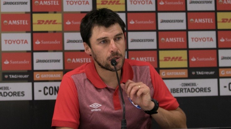 Foto: Liamara Polli/AGIF - Medina também passou pelo Nacional-URU.