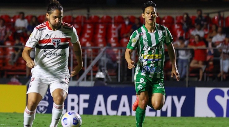 Foto: Marcello Zambrana/AGIF - O meia argentino já acertou salários com o Tricolor