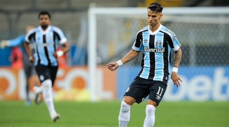 Foto: Pedro H. Tesch/AGIF - Mesmo com o rebaixamento do Grêmio, Ferreira encerrou o ano em alta