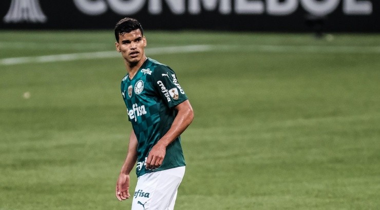 Foto: Marcello Zambrana/AGIF - Danilo Barbosa pode ficar por mais 6 meses.