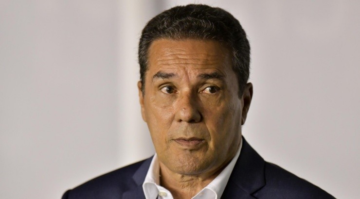 Foto: Thiago Ribeiro/AGIF - Luxa foi avisado sobre a demissão. Foto: Thiago Ribeiro/AGIF - Luxa foi avisado sobre a demissão.