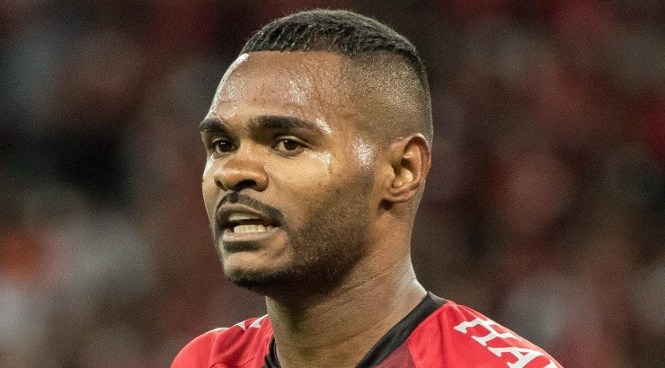 Foto: Robson Mafra/AGIF - Nikão será reforço do Colorado.