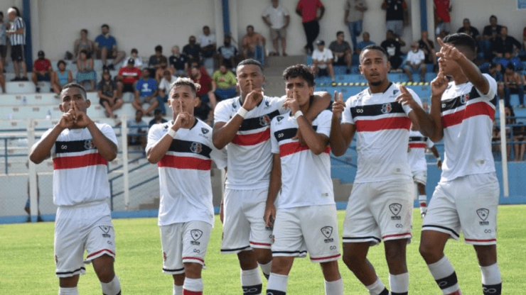 Santa Cruz venceu em sua estreia da Copinha (Foto: Israel Lima/Twitter oficial do Náutico)