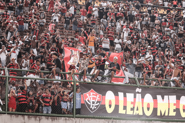 @mmattafotografia twitter Vitória - Torcida do Vitória no Barradão