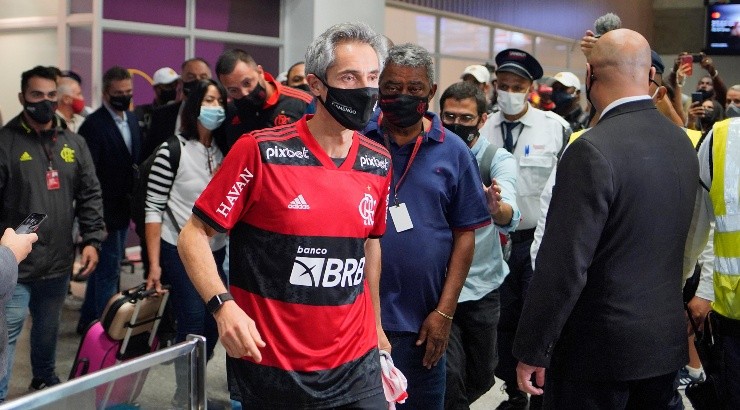 (Photo by Wagner Meier/Getty Images) - Paulo Sousa já chegou ao Rio de Janeiro.