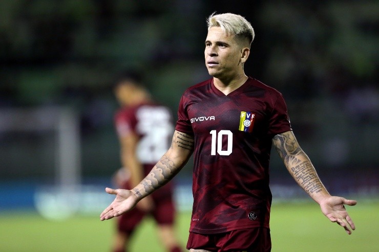 Edilzon Gamez/Getty Images - Soteldo em campo pelo seleção da Venezuela