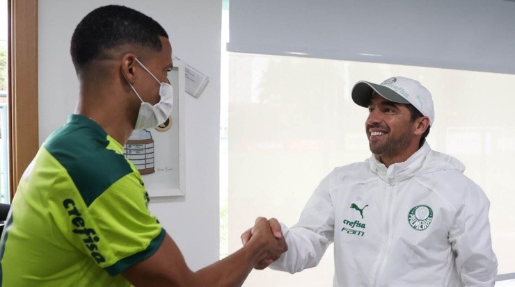 Foto: Cesar Greco/Palmeiras/Divulgação - O defensor já teve contato com o técnico Abel Ferreira