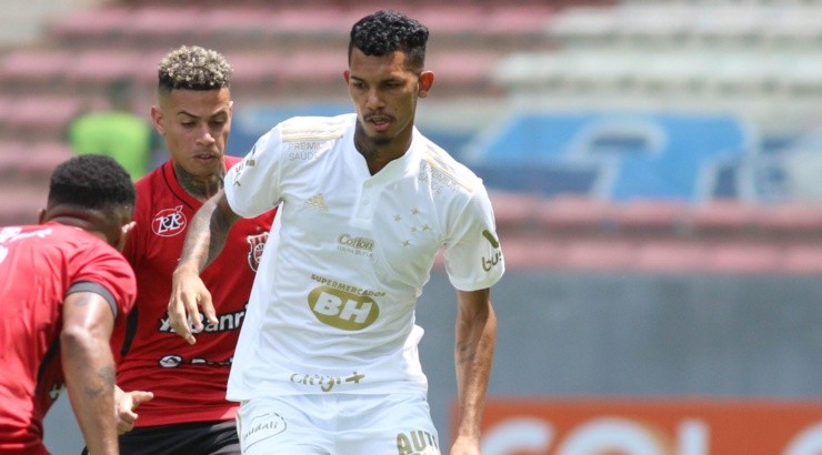 Foto: Fernando Moreno/AGIF - Dudu rescindiu contrato com a Raposa.